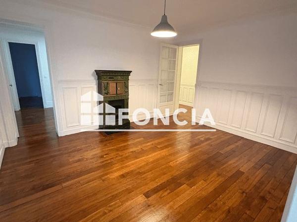 Location Appartement 3 pièces 62.34 m² - 60 RUE AMIRAL ROUSSIN Paris 75015
