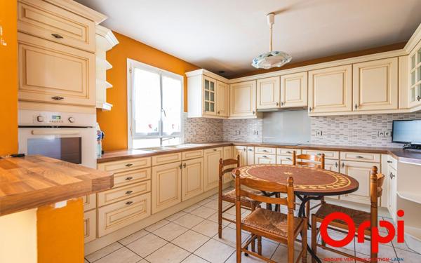 Maison à vendre    6 pièces •  Aulnois-sous-Laon