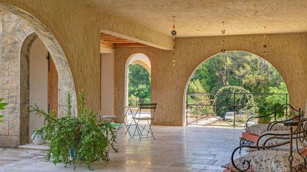 Maison à vendre |  La Gaude |  7 pièces | 204,2 m²