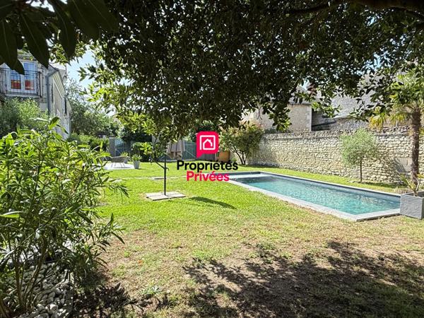 Maison en Pierre - ENTRE CHINON et L'ÎLE BOUCHARD - 140 m2 - Piscine - Jardin