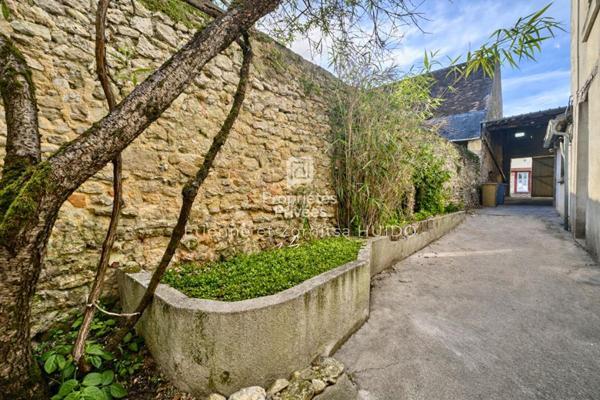 Immeuble Vatan 10 pièce(s) 223 m2
