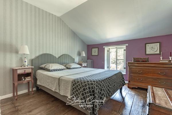 Maison en pierre de 130 m² avec piscine