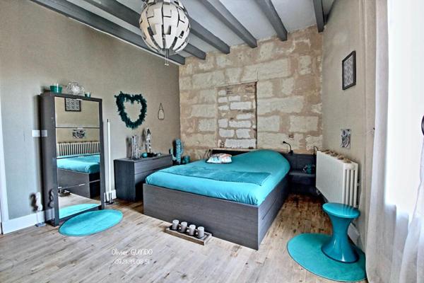 Maison de village 5 pièces de 98 m2 avec jardin et mini piscine