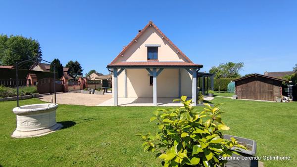 Une maison clé en main avec véranda contemporaine et possibilité de vivre de plain-pied. – 2 garages – Terrain 807 m² – Saint-Ouen-du-Tilleul