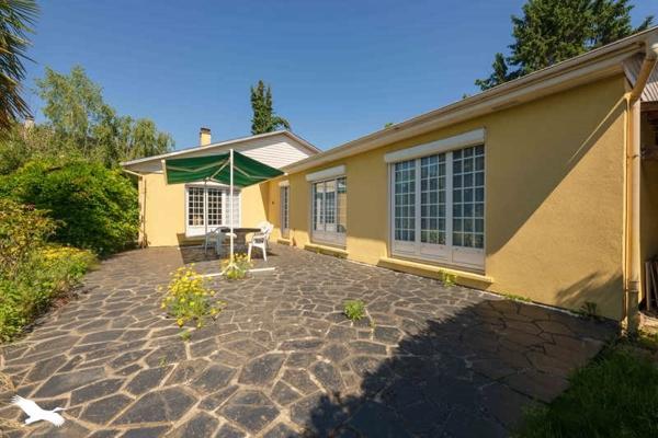 Maison à vendre 399 000 € Chanteloup-les-Vignes 6 p 147 m² DPE F
