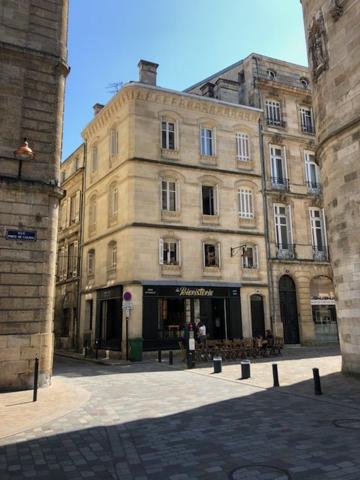 Le patrimoine Bordelais et la Garonne à vos fenêtres