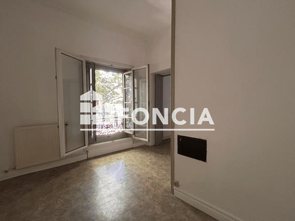 Location Appartement 4 pièces 81.82 m² - 16 BOULEVARD AMIRAL COURBET Nimes 30000