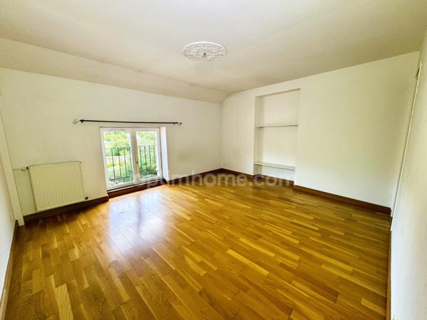 APPARTEMENT DUPLEX - 4 CHAMBRES - PARKING PRIVÉ -  PROCHE CENTRE VILLE - LISIEUX (14100)