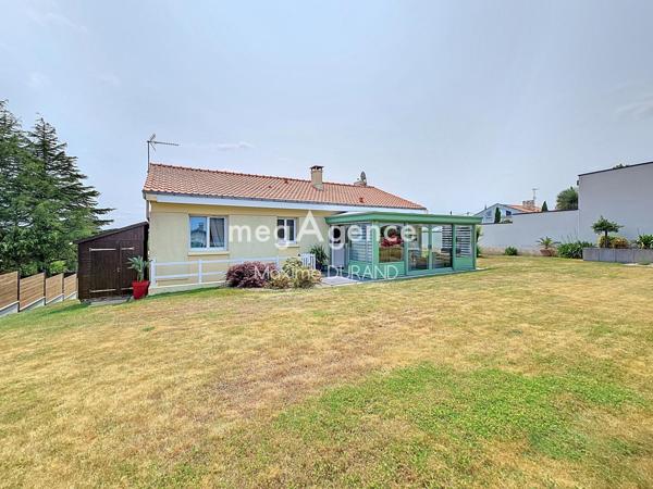 Maison à TREMENTINES, 49340 - 5 pièces 126m²