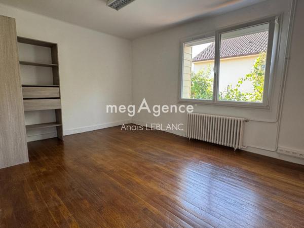 Maison à EVRON, 53600 - 4 pièces 96m²