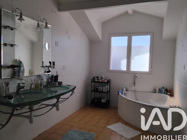 Maison à vendre 7 pièces 180 m² Mouguerre