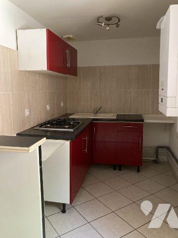 Grand F spacieux de 60m² au RDC d'une petite copro