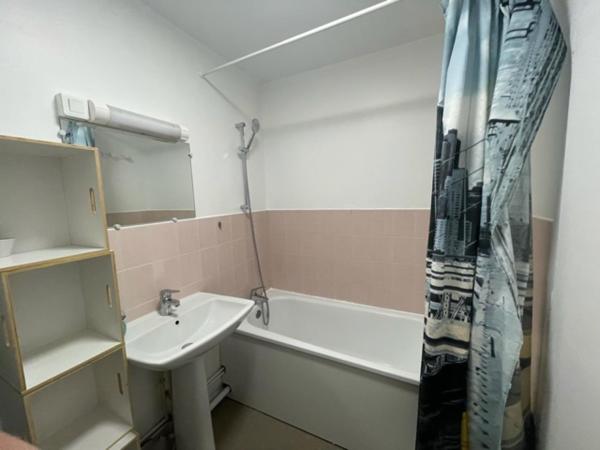 A LOUER : T2 à LILLE • Vauban • 617 € CC • Réf. G430-061