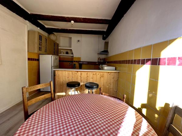 A VISITER SUR MALAUCENE, MAISON DE VILLAGE DE 117 M² ENV. AVEC VUE IMPRENABLE DEPUIS LA TERRASSE