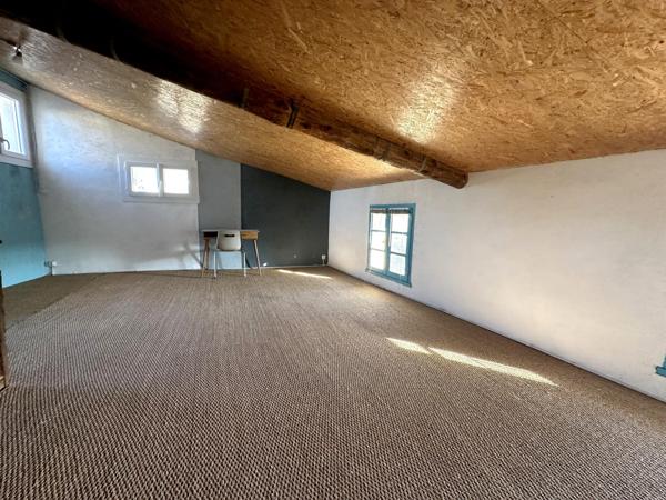 A VISITER SUR MALAUCENE, MAISON DE VILLAGE DE 117 M² ENV. AVEC VUE IMPRENABLE DEPUIS LA TERRASSE