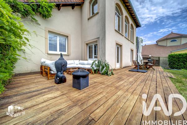 Maison à vendre 9 pièces 219 m² Audun-le-Roman