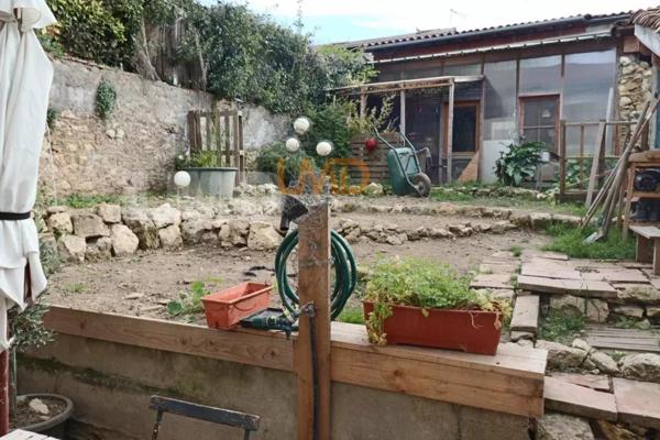 Maison T4, jardin et dépendances