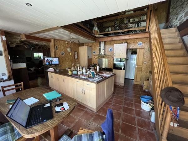 Maison 5 pièces - 220 m²