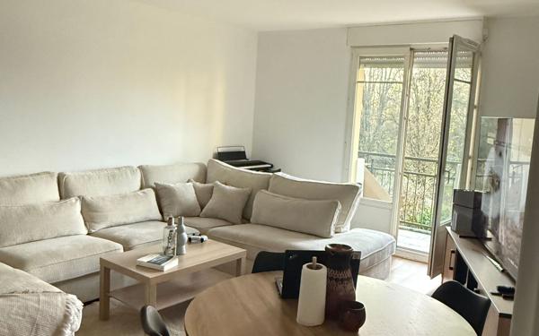 Appartement à vendre    3 pièces • 62,17 m2 Moissy-Cramayel