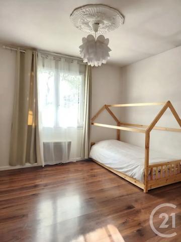 Maison à vendre  5 pièces - 91,56 m 2   MEYZIEU  - 69