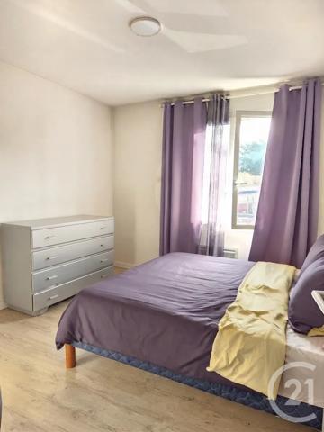 Maison à vendre  5 pièces - 91,56 m 2   MEYZIEU  - 69