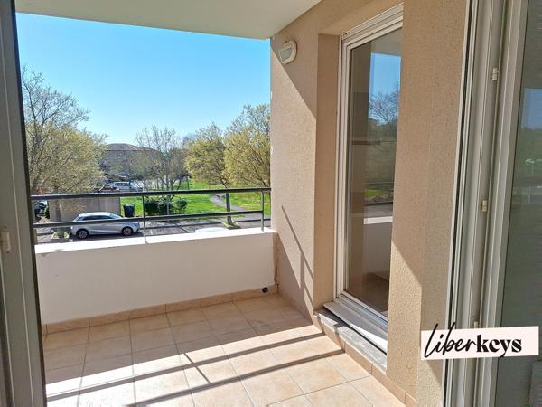 T3 lumineux 61 m² avec terrasse + 2 stationnements – Trigance Istres
