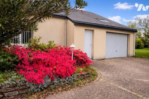 PLUVIGNER - MAISON FAMILIALE D'ENV. 130M² AVEC JARDIN CLOS - CENTRE BOURG