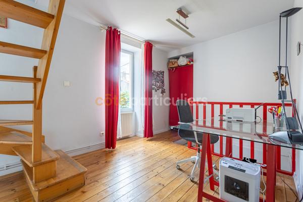Vente
                Maison102,5 m² - 3 Pièces -
                    CLERMONT FERRAND (63100)