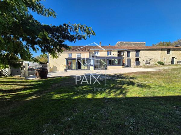 86200 RANTON Maison 8 pièce(s) 210 m2