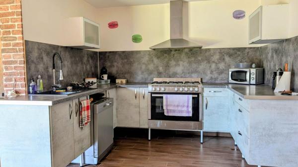 Maison Montpon Menesterol 7 pièce(s) 190 m2