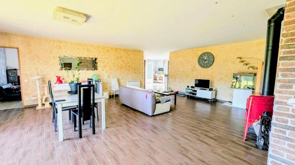 Maison Montpon Menesterol 7 pièce(s) 190 m2
