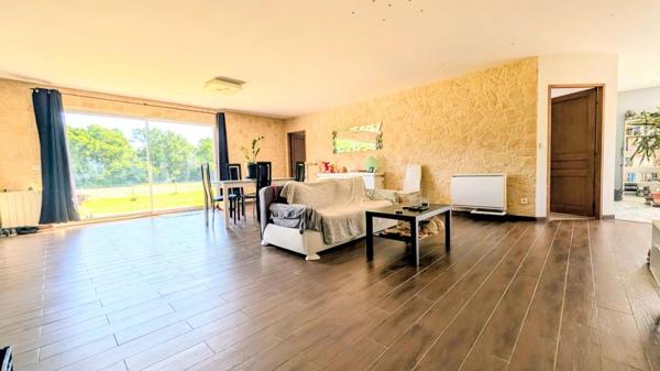 Maison Montpon Menesterol 7 pièce(s) 190 m2