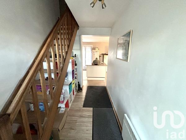 Maison 7 pièces de 123 m² à Semoy (45400)