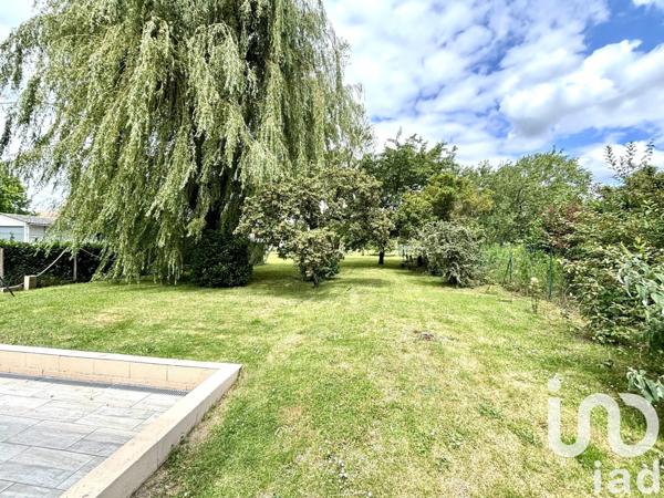 Maison 7 pièces de 123 m² à Semoy (45400)