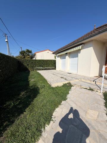 a louer, charmante maison avec garage