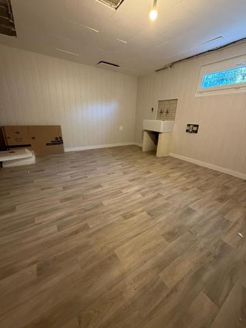 a louer, charmante maison avec garage