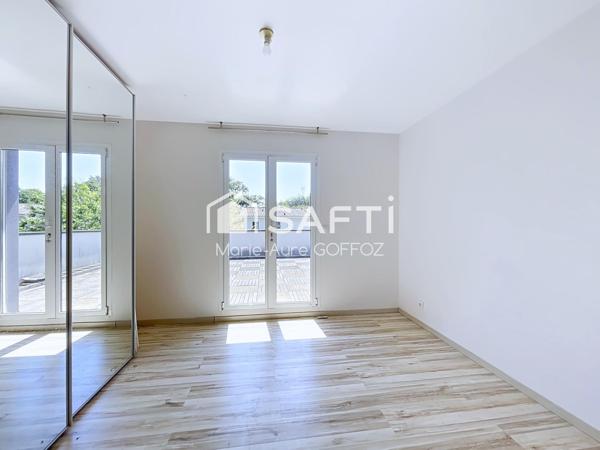 Villa évolutive au calme, 4 ch, 2 cuisines, garage