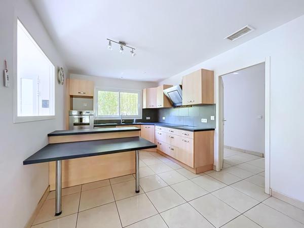 Villa évolutive au calme, 4 ch, 2 cuisines, garage