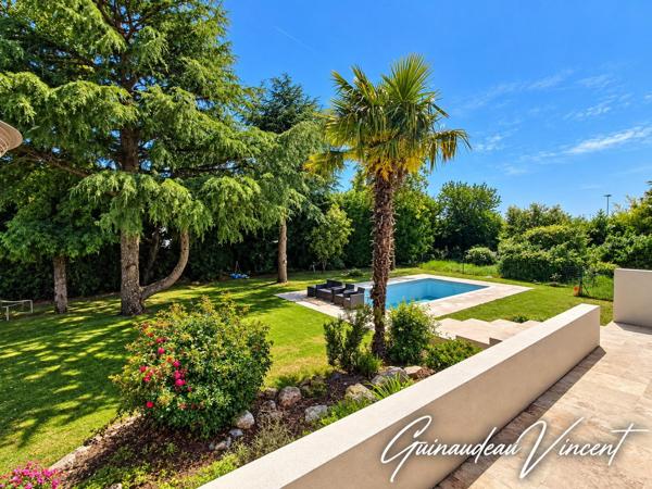 Maison à CHOLET, 49300 - 7 pièces 197m²
