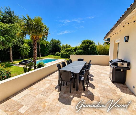 Maison à CHOLET, 49300 - 7 pièces 197m²