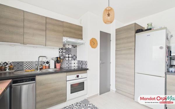 Appartement à vendre    2 pièces • 48 m2 Reims