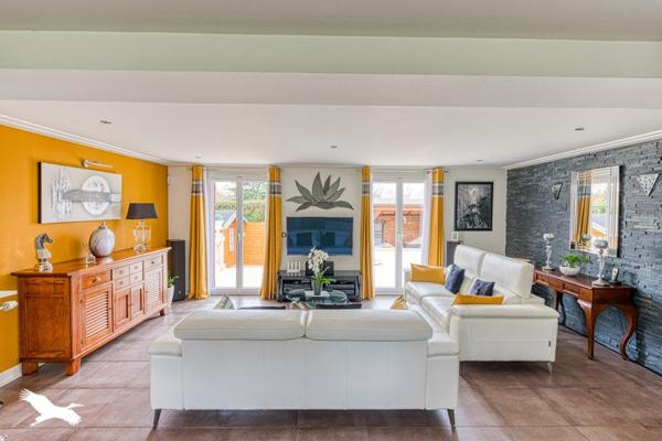 Maison à vendre 530 400 € Luzarches 6 p 167 m² DPE D