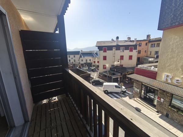 Font-Romeu-Odeillo-Via (66120) F3 CENTRE VILLE