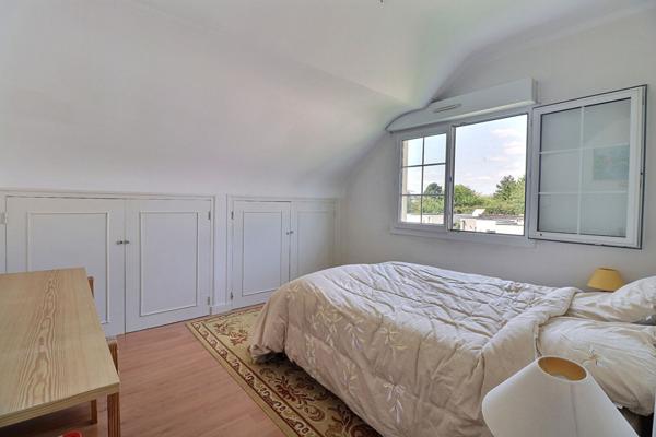 Coup de coeur, belle maison familiale quartier Martellière- proche bourg