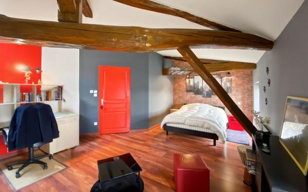 Maison à vendre    8 pièces •  Castelsarrasin