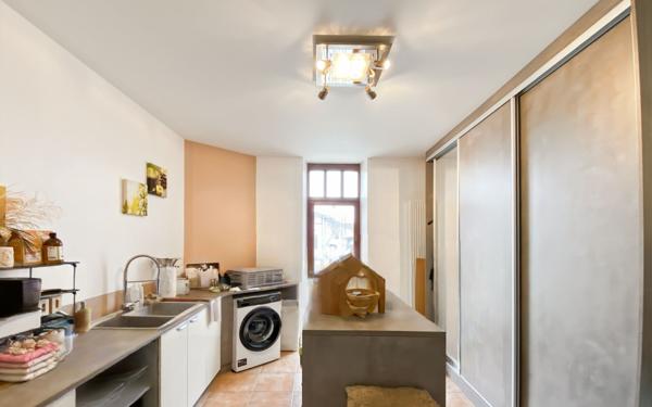 Maison à vendre    8 pièces •  Castelsarrasin