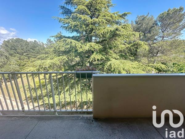 Appartement 1 pièce de 26 m² à Carnoux-en-Provence (13470)