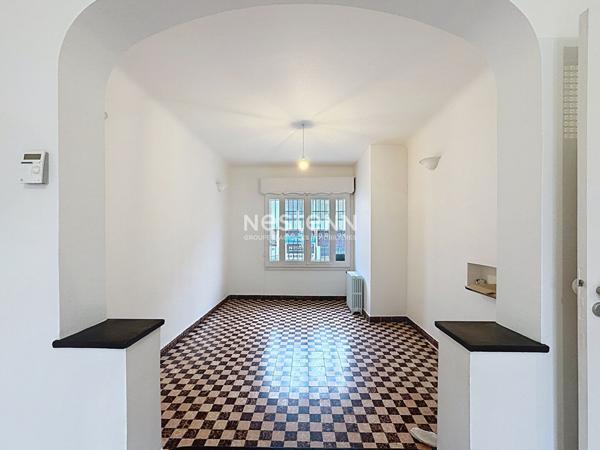 Maison Perpignan 6 pieces 141.21 m2 entierement renovee avec jardin secteur La Lunette.