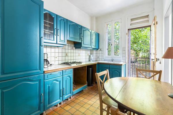 Maison
         3 pièces
        - 80 m² Exclusivité 575 000 € *