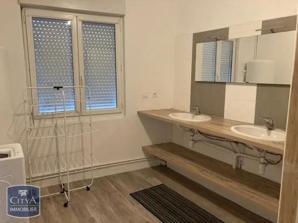 Location appartement 4 pièces de 77m²